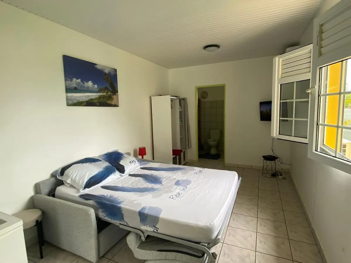 Apartment Appartement 1 Chambre Pieds Dans L'Eau - Les Trois-Ilets - Fr-1-765-5